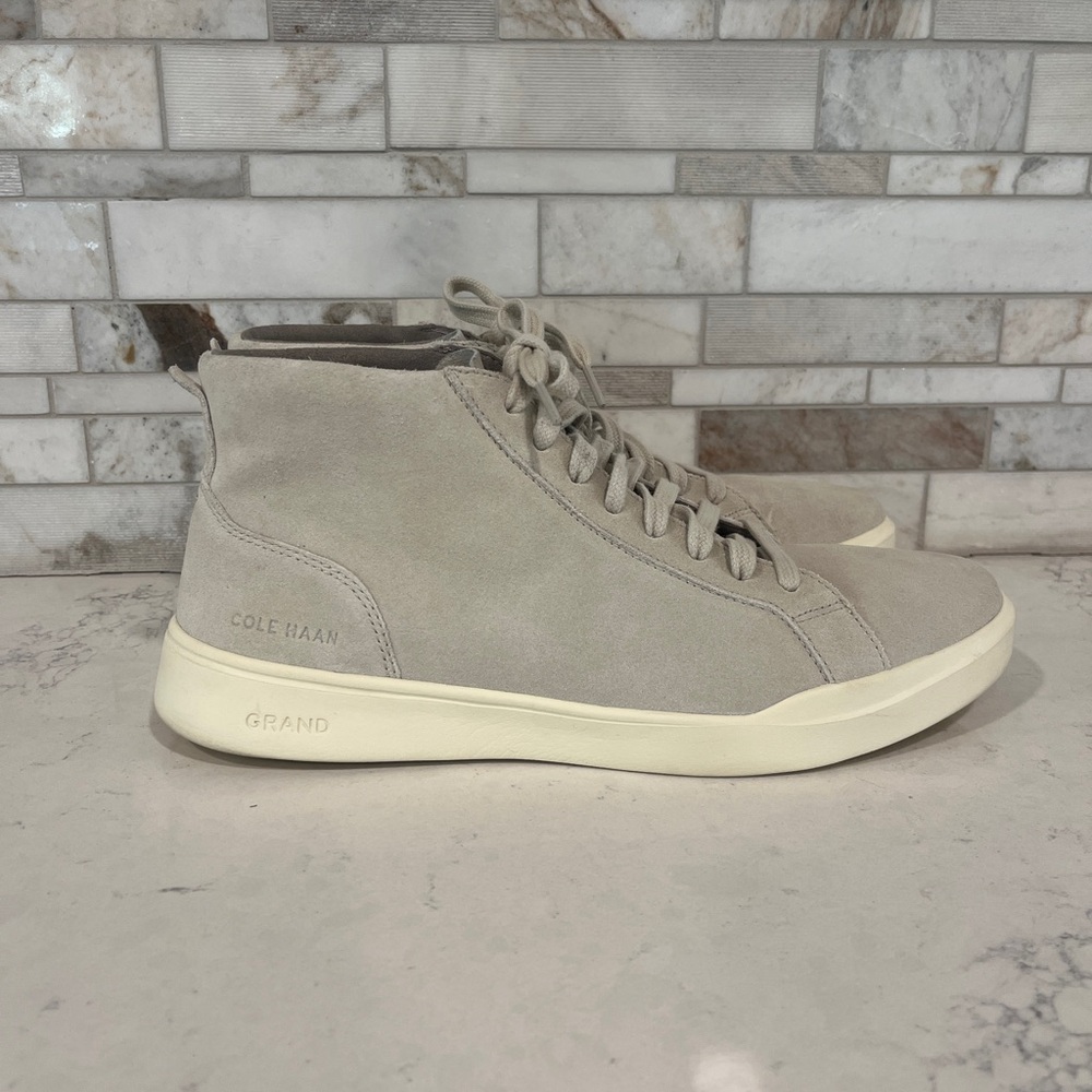 Cole Haan Men's Beige Light Tan Suede Boots Shoes Size 10M Comfort Cushioned